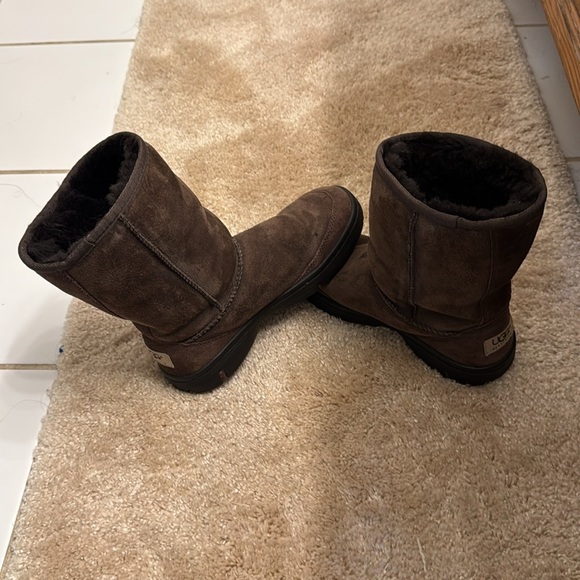 UGG Brown Shearling Boots - Picture 7 of 9